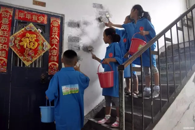 輕信廣告通下水道 要價(jià)六百捅破水管